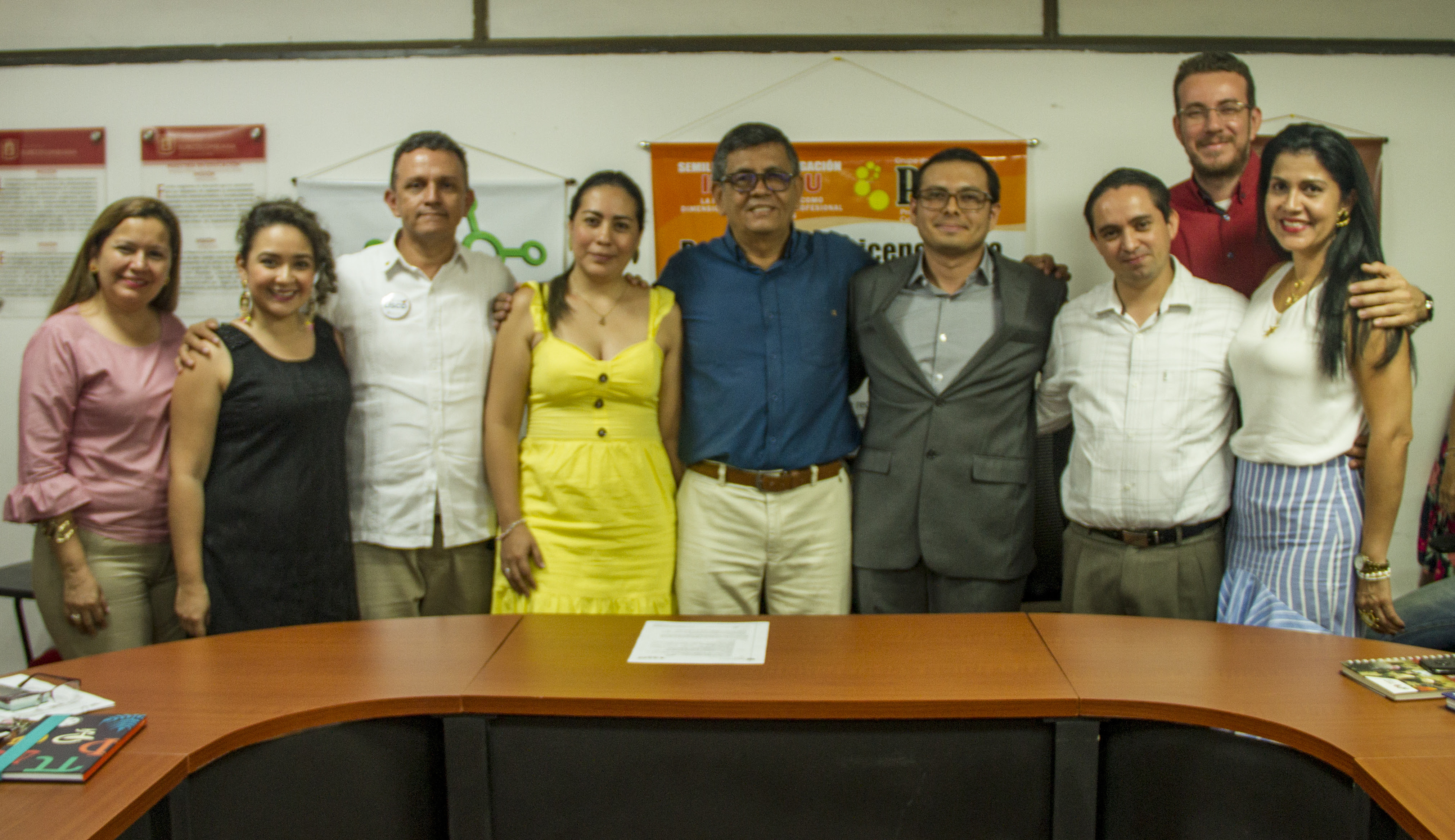 La posesión del nuevo Decano se dio durante el Consejo Administrativo que se realiza con los jefes de dependencia los días lunes.